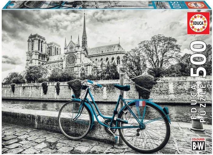 RC Bicicleta en Notre Dame B&amp;W 500p. Educa